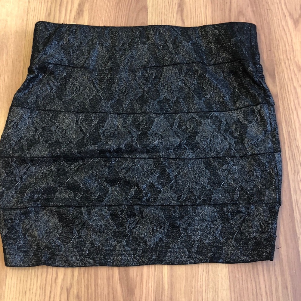 Black skirt